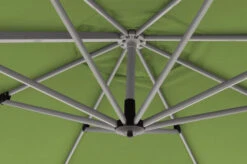 DOPPLER Active Pendelschirm, Fresh Green, Alu/Polyester, 370cmx210 Cm, Mit Kurbel, 360°-drehbar -Gartenblick Geschaft 12 22346.jpg