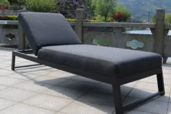 OUTFLEXX Allure Sonnenliege, Sooty, Alu/Sunbrella, 211 X 74 X 44,5 Cm, Verstellbare Kopfstütze
