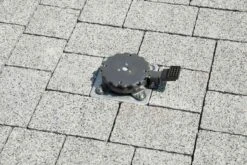 Schneider® SCHNEIDER Universal-Bodenplatte Für Sonnenschirme, Silber, Stahl Verzinkt, 16 X 16 X 40 Cm -Gartenblick Geschaft 2664 03.jpg