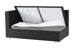 OUTFLEXX 2-Sitzer Ecksofa, Schwarz, Polyrattan, 145x85x70cm, Armlehne Rechts, Wasserfeste Kissenbox -Gartenblick Geschaft 3 2392 4 BOX.jpg