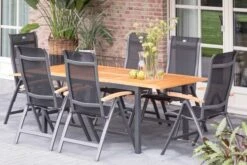 HARTMAN Alice Multipositionssessel, Xerix/schwarz, Alu/4x4 Textilen, Mit FSC Teak-Armlehnen -Gartenblick Geschaft 4 11086.jpg